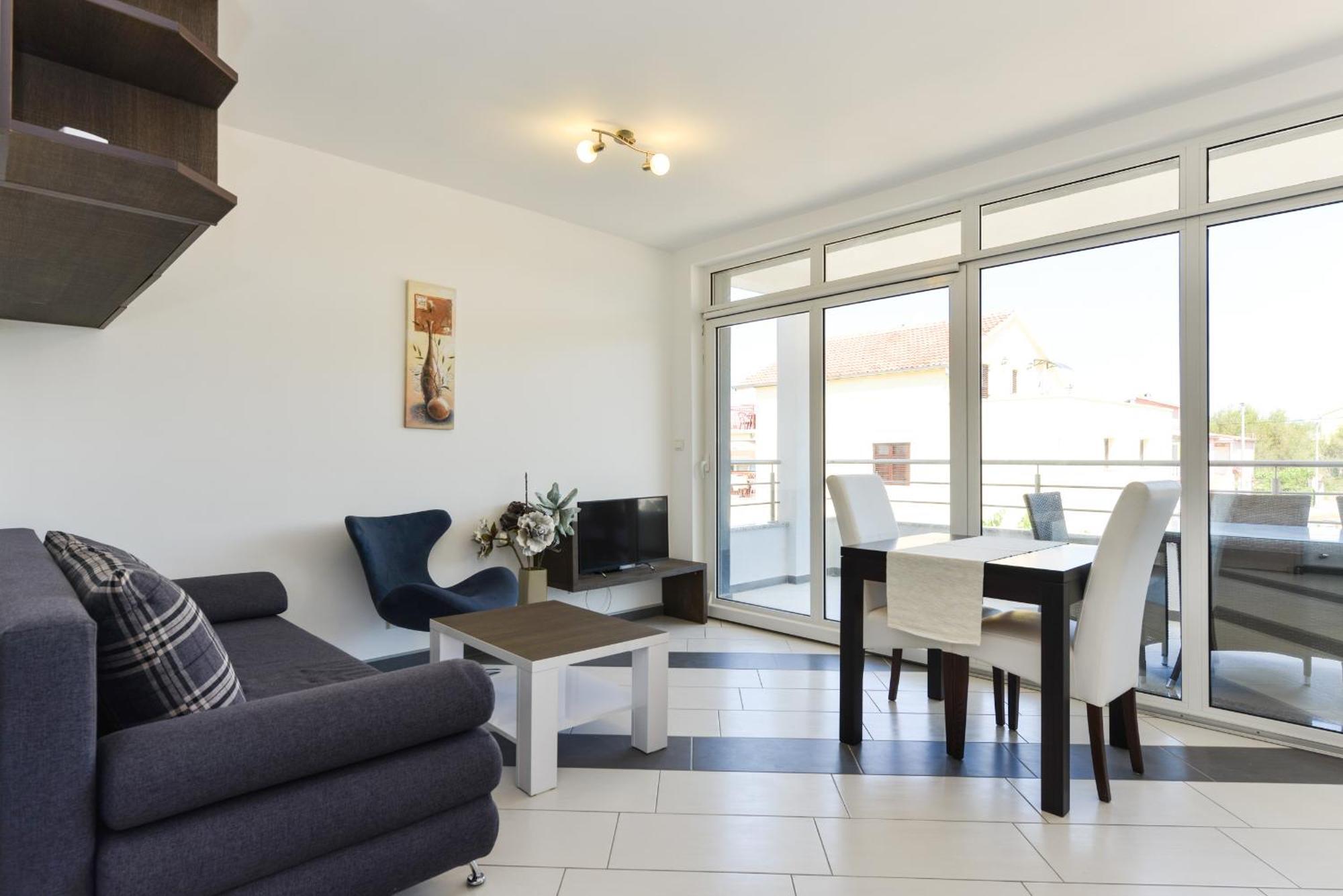 Martin Mit Beheiztem Pool With Heated Pool Apartment *