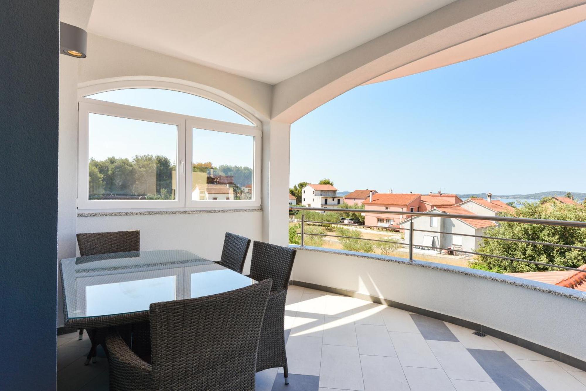 Apartment Martin Mit Beheiztem Pool With Heated Pool